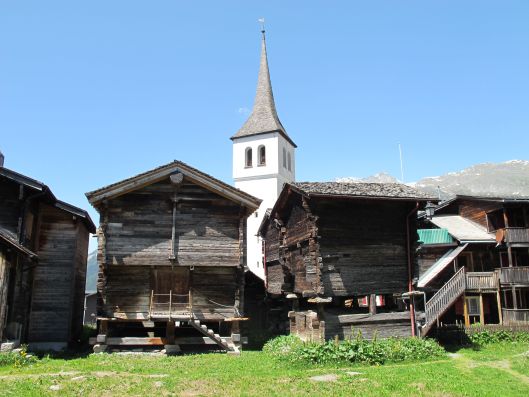 Read more about the article Kirchenstadel Bellwald, Wallis/Schweiz – Residenzaufenthalt (AiR)